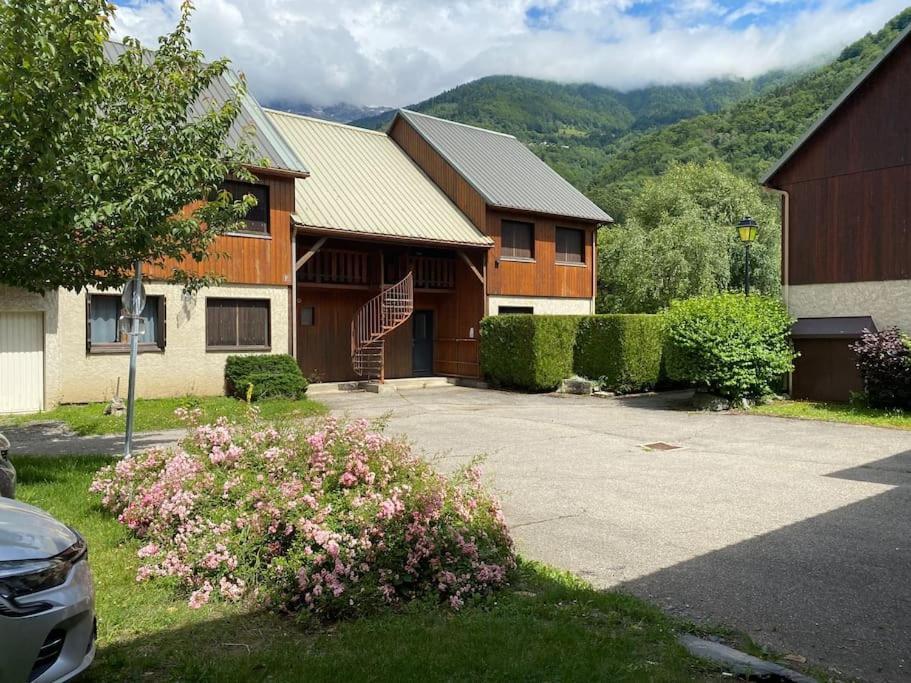 Studio Chaleureux Renove Allemont Exterior photo